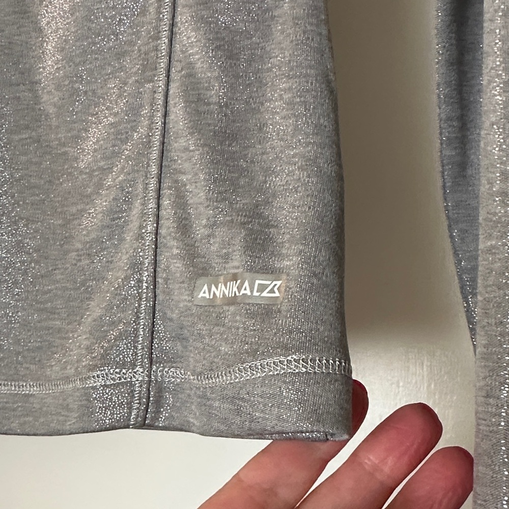 Cutter & Buck Annika Metallic Gray Top - Picture 3 of 5